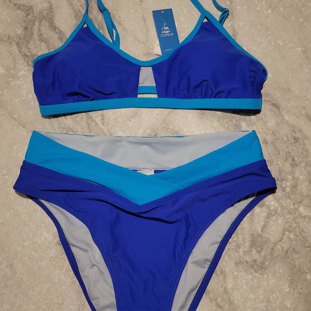 Cupshe Blue Colorblock Bikini Set | V-Waist Bottoms | Large NWT